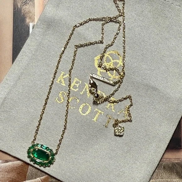 Kendra Scott Gold Necklace with Emerald Green Crystal Frame - Picture 2 of 5